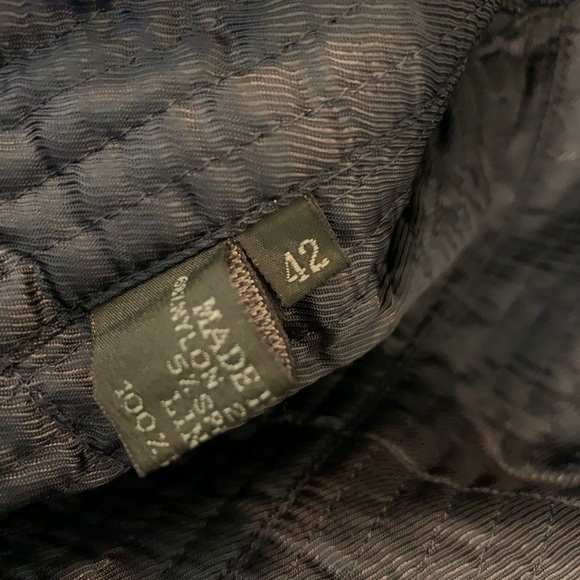 Prada Women’s Navy Blazer - Picture 7 of 9